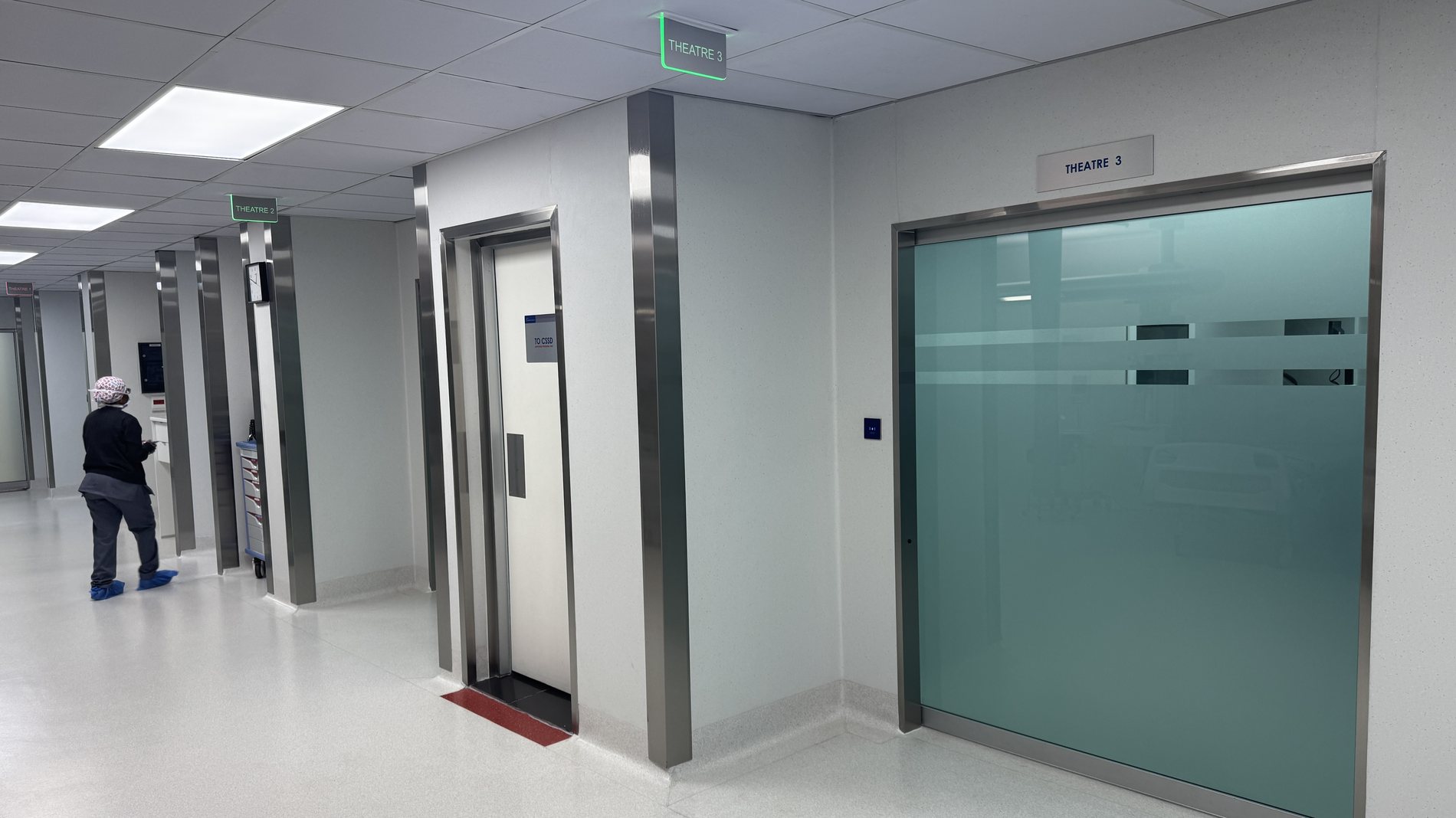 Hermetically sealed doors on a hospital operating theatre corridor