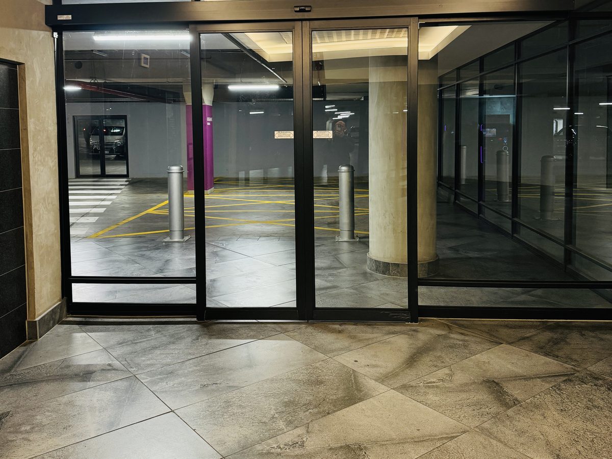 Retail entrance duty cycle, the figure that sets the service interval