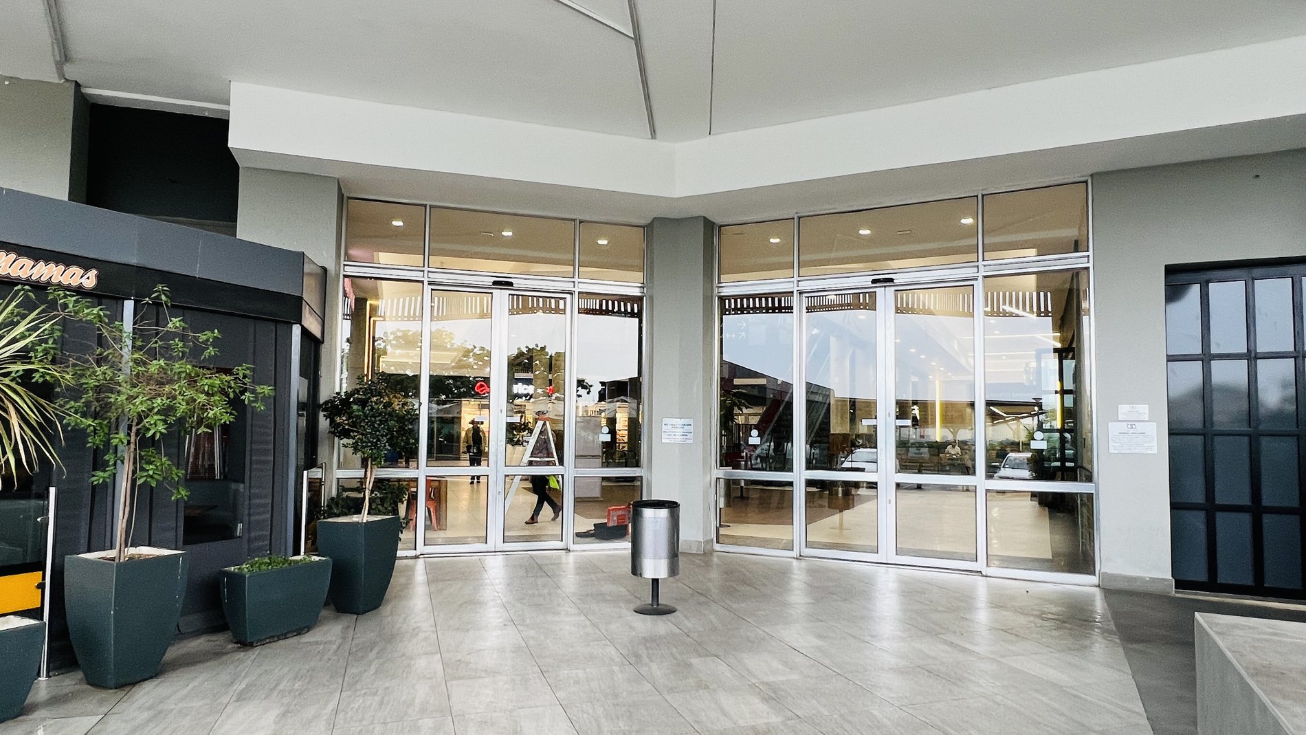 MC Automations Automatic sliding doors at a shopping centre entrance